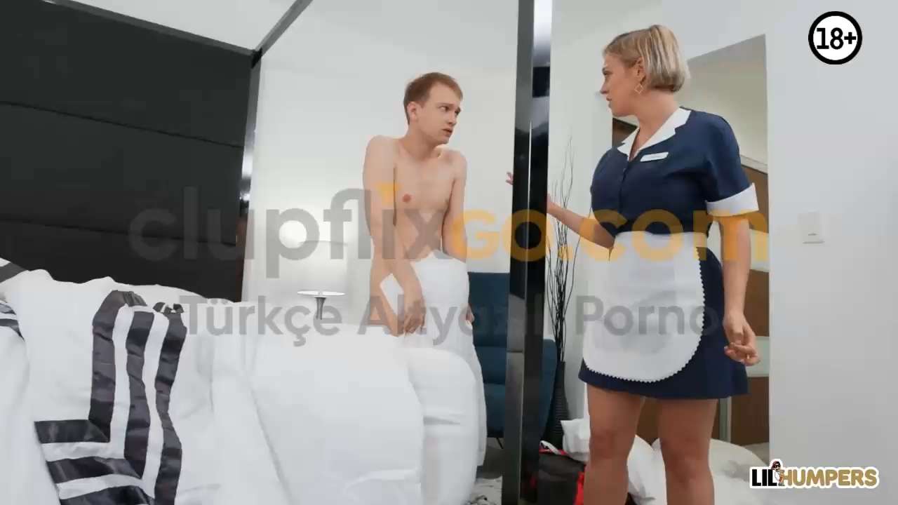 Fahişe kız Ağabeyini memnun ederken Sevgilisine görüntülü izletti